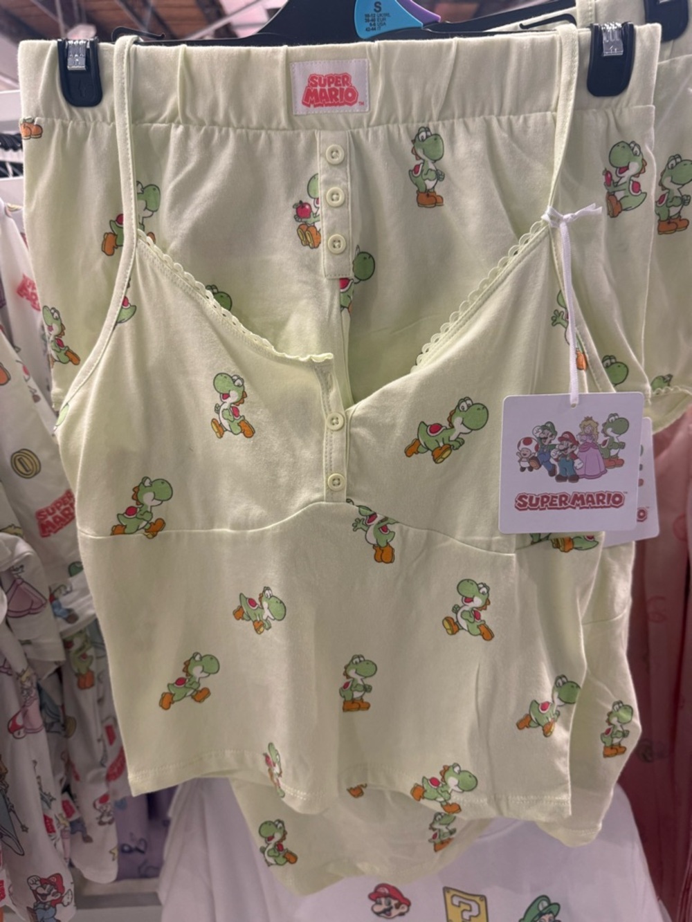 Nintendo Women's Yoshi Pattern Pajama Set - Light Green